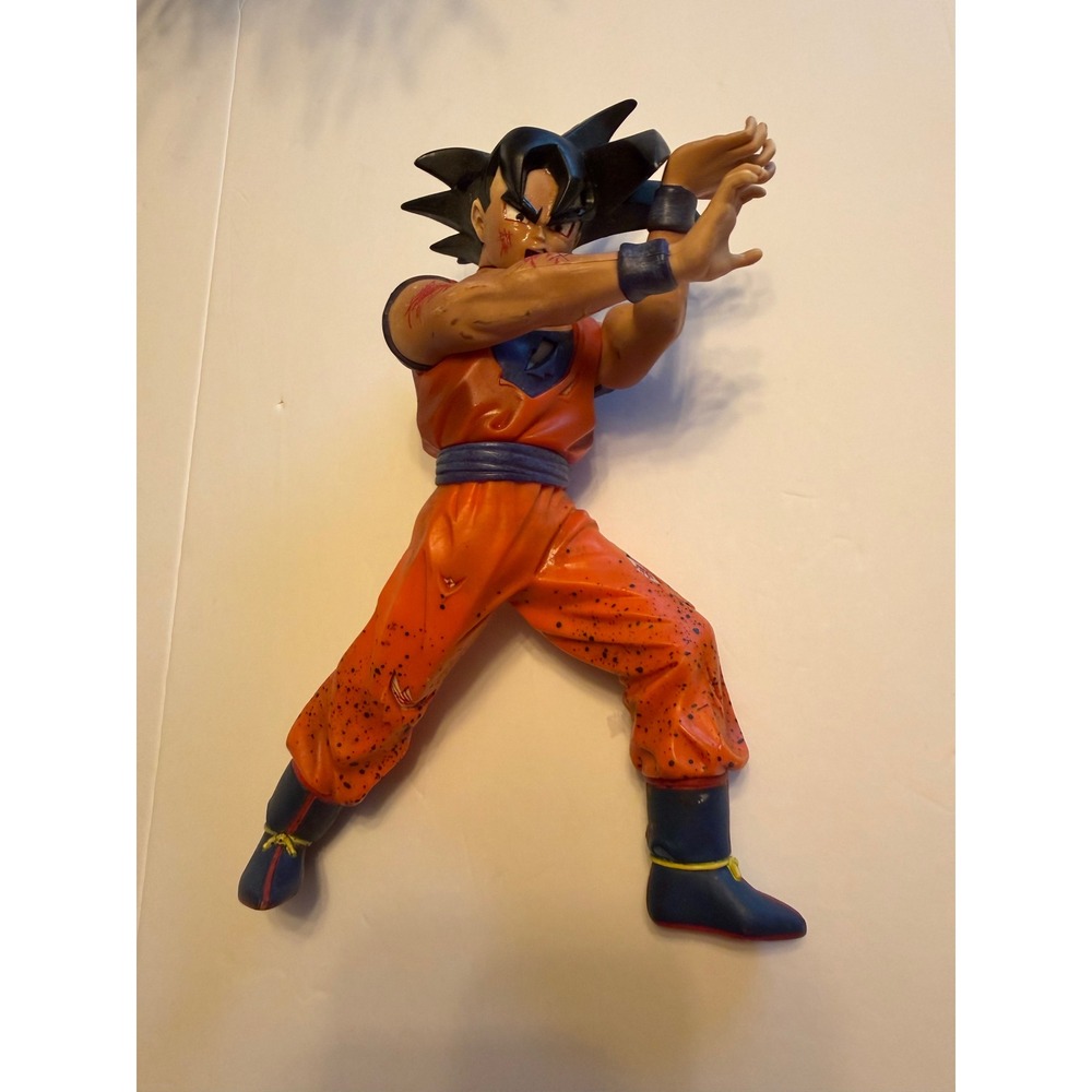 DRAGONBALL Z Collector's Edition 9" GOKU Action Figure 2001 Irwin Toy